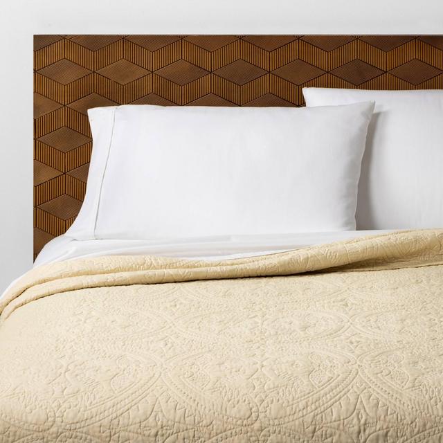 King Medallion Stitched Quilt Tan - Opalhouse™