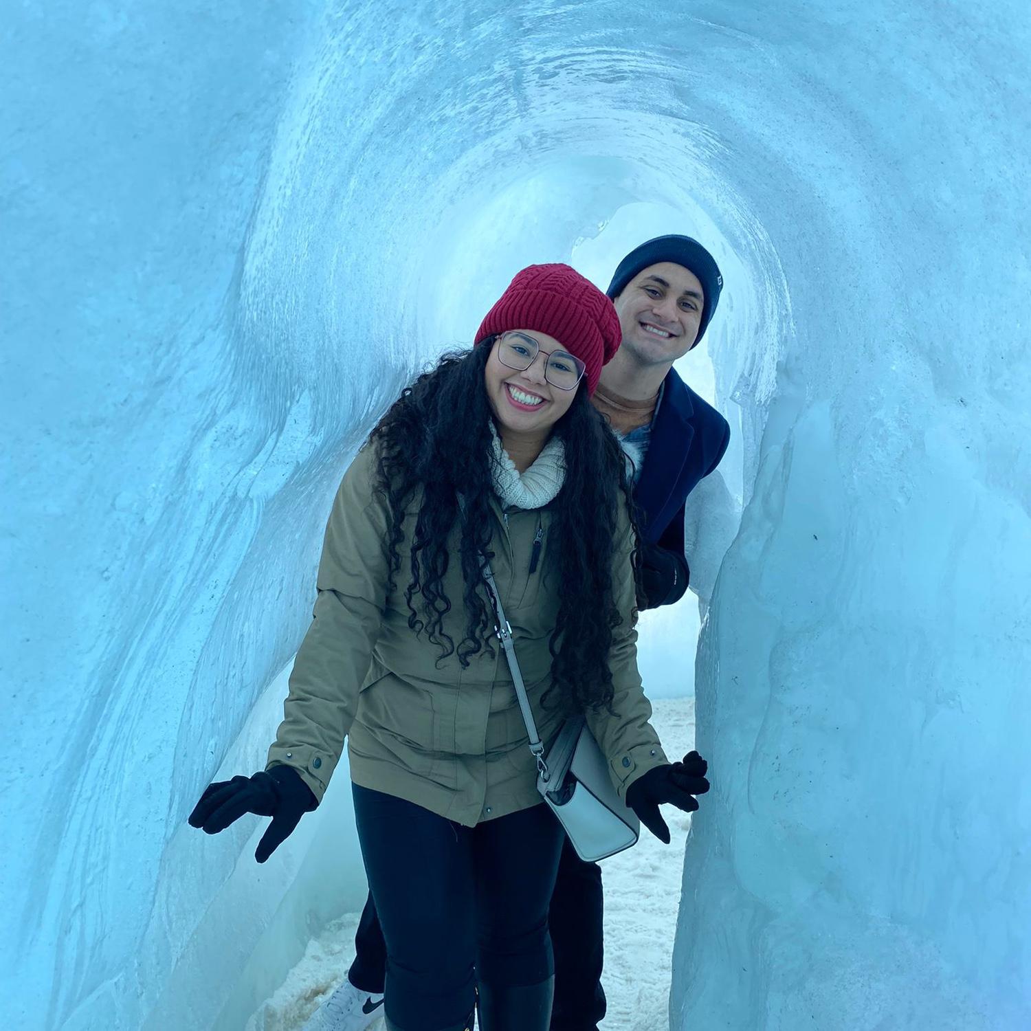 Primeiro passeio na neve juntos