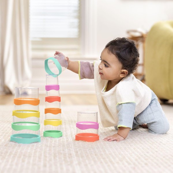 スポーツトイ・アクショントイ empathy oneLove pack Lovevery, Drip Drop 12-Piece Stacking Cup Set | Zola Baby