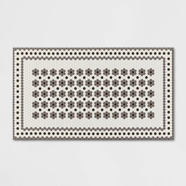 1'8"x2'10" Penny Tile Vinyl Accent Mat - Threshold™