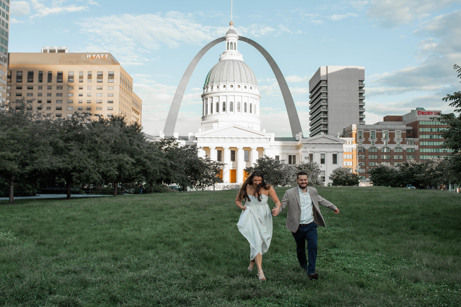 The Wedding Website of Hanna Reinkemeyer and Dominic Nardi
