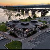 Columbia Crossing River Trails Center