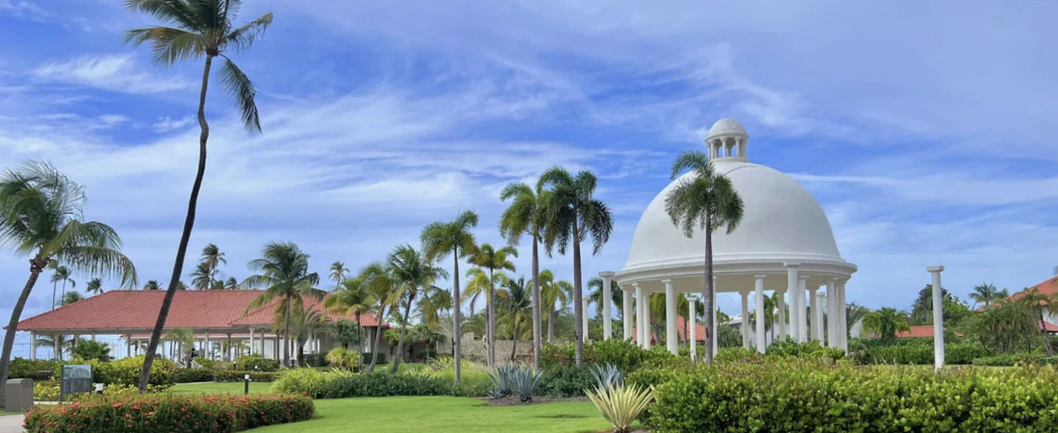 The Wedding Website of Carolina S. Bolívar and Juan E. Armstrong