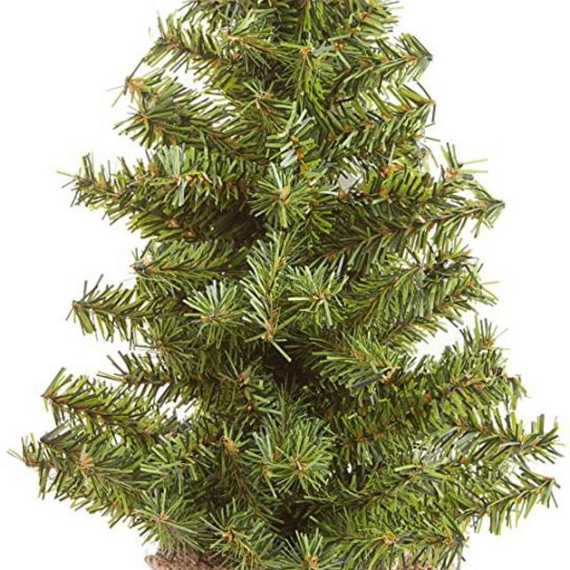 Canadian Tree with Burlap Base - 108 Tips - 15 inches (1 pack)