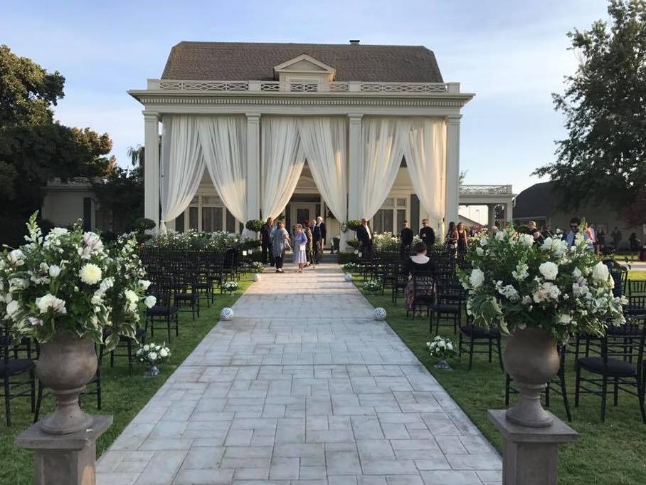 The Wedding Website of Rosalie Marie Avila and Carlos Eduardo Rincón