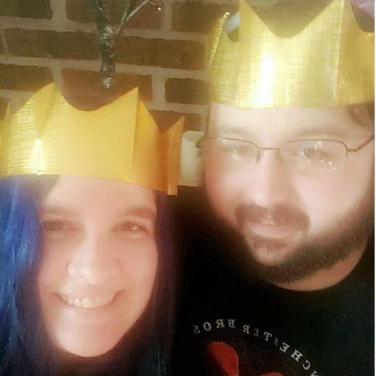 Christmas Cracker Crowns!