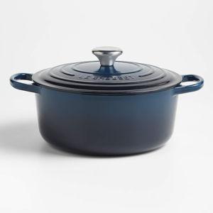 Le Creuset Signature 5.5-Qt. Thyme Enameled Cast Iron Round Dutch Oven - Nuit