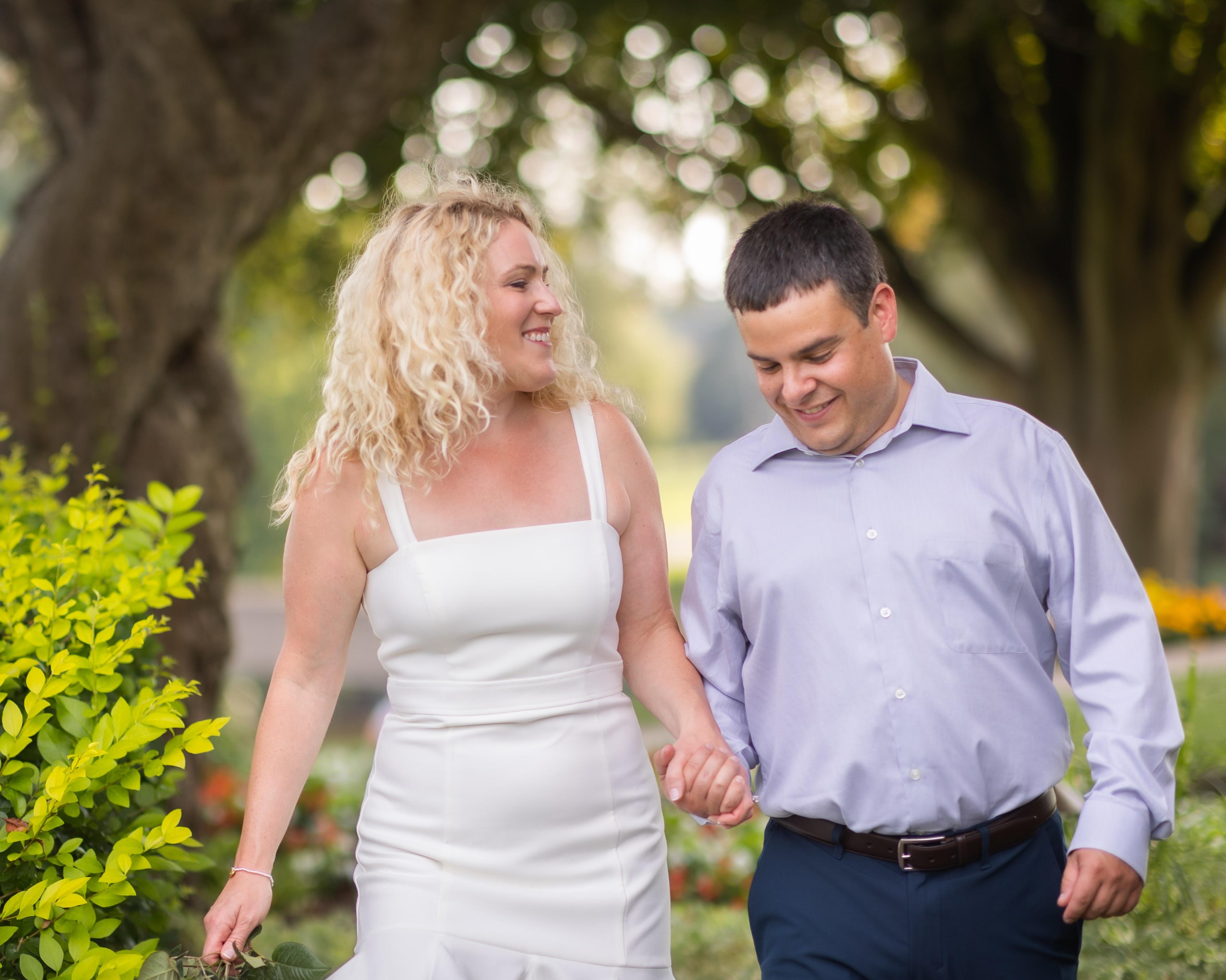 The Wedding Website of Meredith Eppers and Brett Ruff