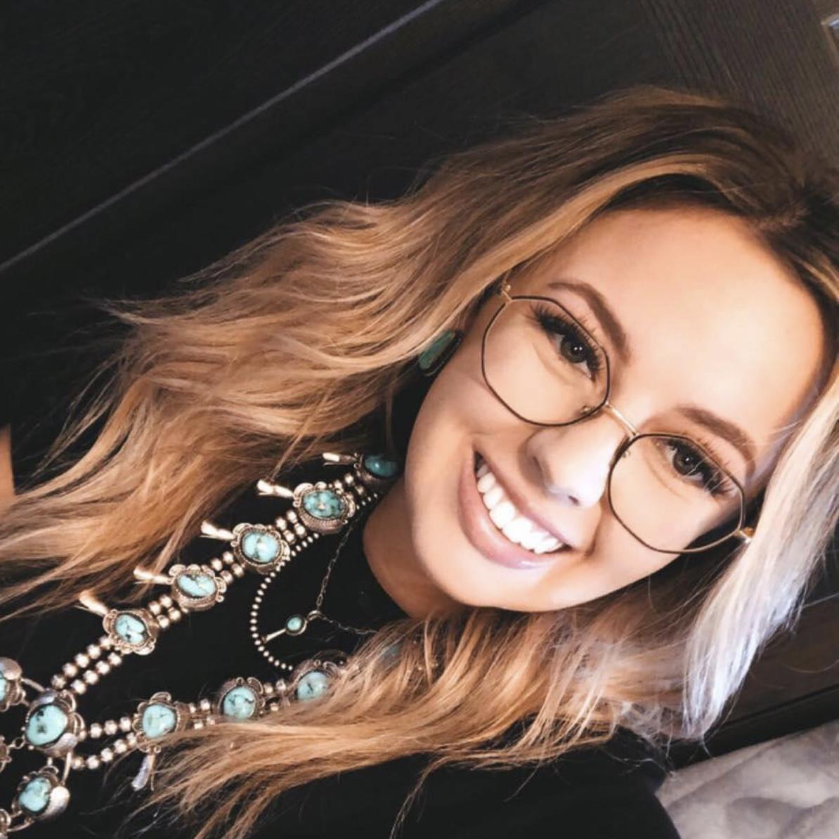 Juliana Palmer and Austin Bachman's Wedding Website, image size:1194x1194