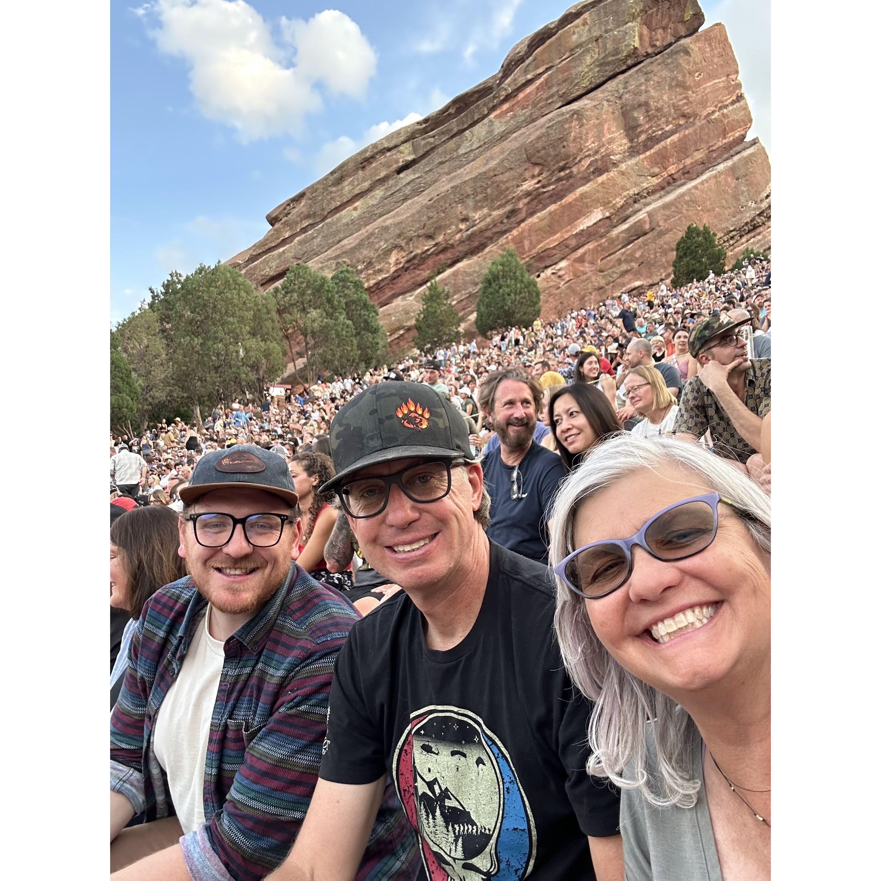On a weekend trip to Colorado for Lucas's first Red Rocks show, he talked to all the parents about his plans to propose to Cassidy.