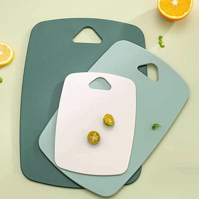Cutting Boards for Kitchen,Plastic Cutting Board Set of 3, Thick Chopping Boards for Meat, Veggies, Fruits, with Easy Grip Handle,Non-Slip,Dishwasher Safe (Green, 3Pcs)