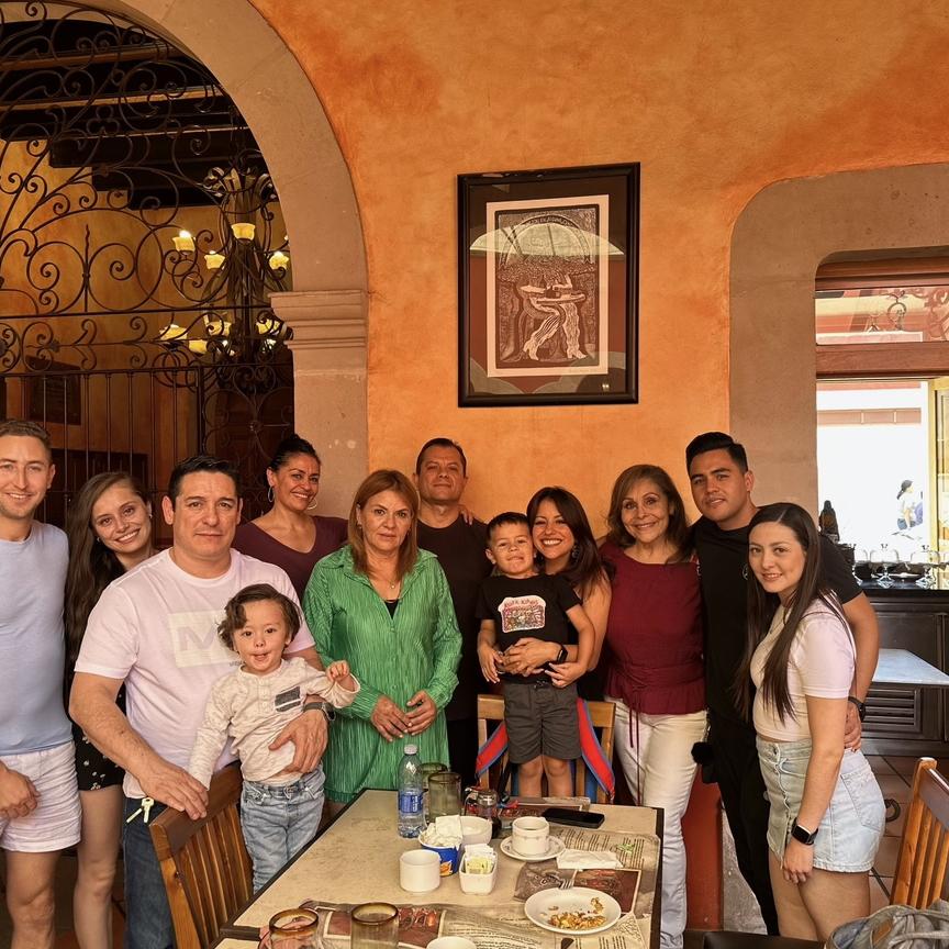 Craig came to Mexico for the first time! My, how our family has grown 🥲🇲🇽♥️🥰
