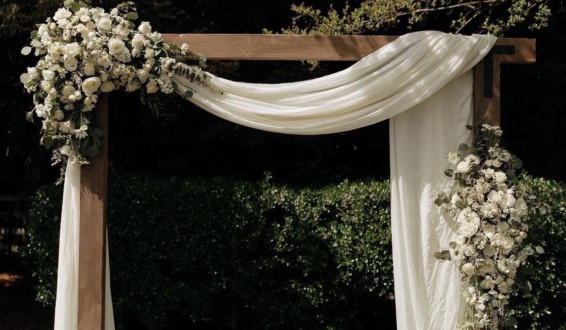 The Wedding Website of Danielle Dufrene and Cody Guaraggi