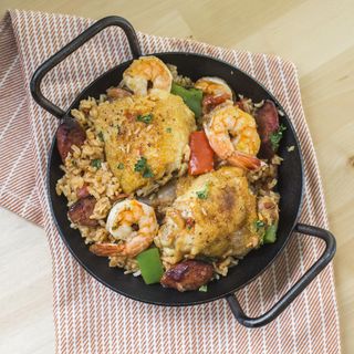 Seasoned Carbon Steel Dual Handle Pan