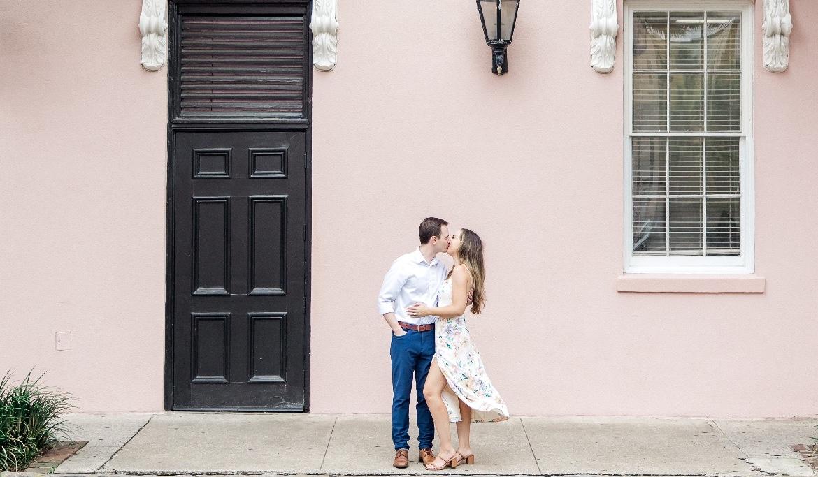 The Wedding Website of Avery Tomasi and Justine Bond