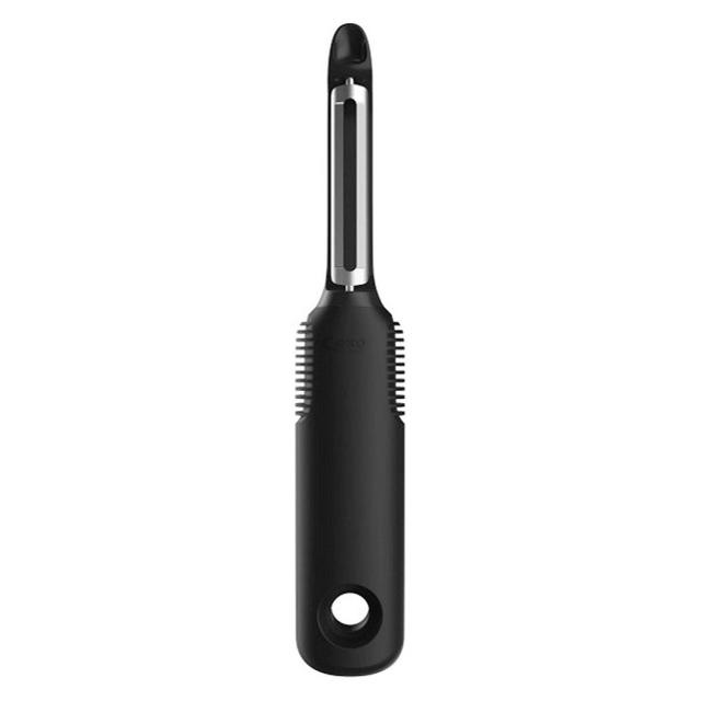 OXO Good Grips Swivel Vegetable Peeler