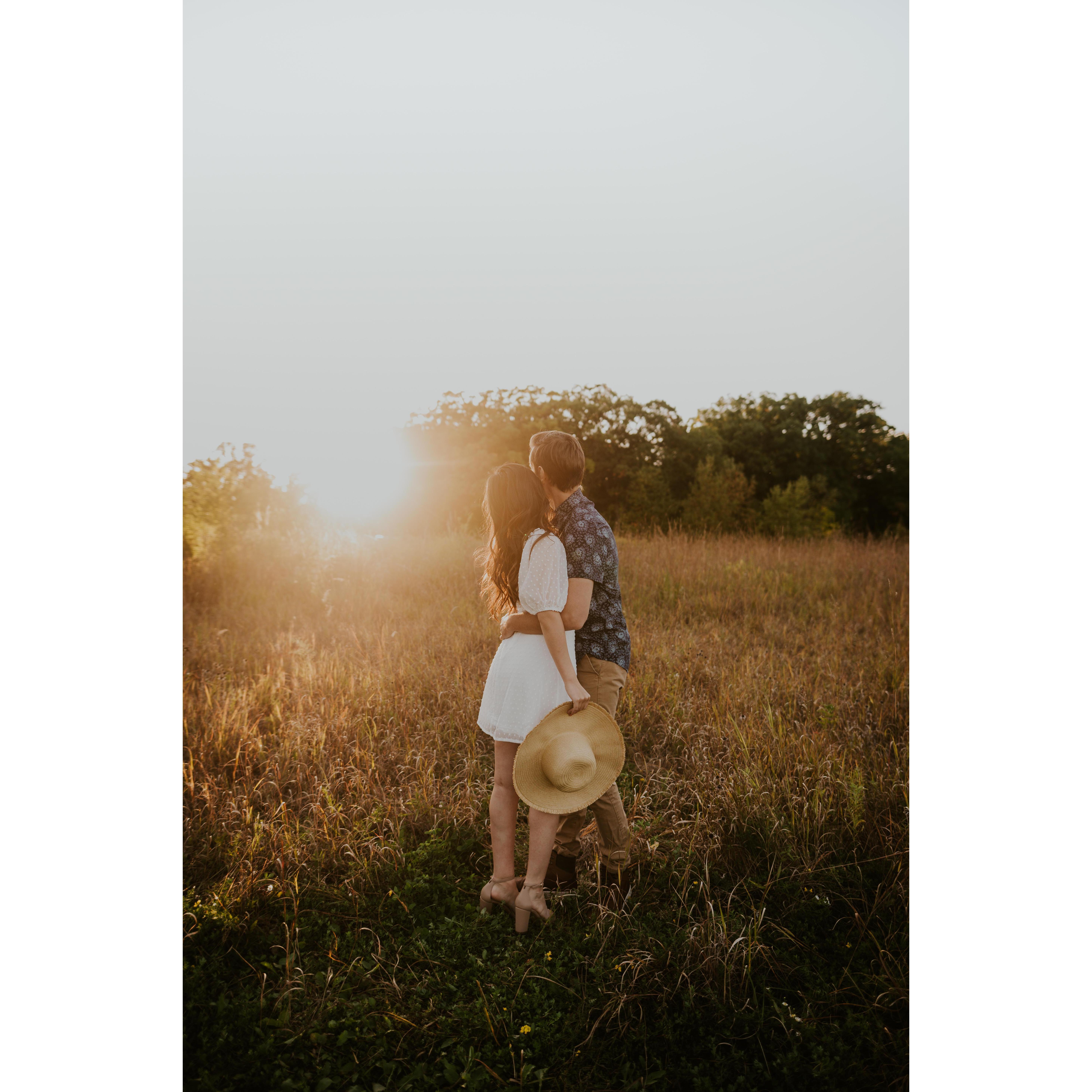 Sunset Engagement Session

Aug 2020