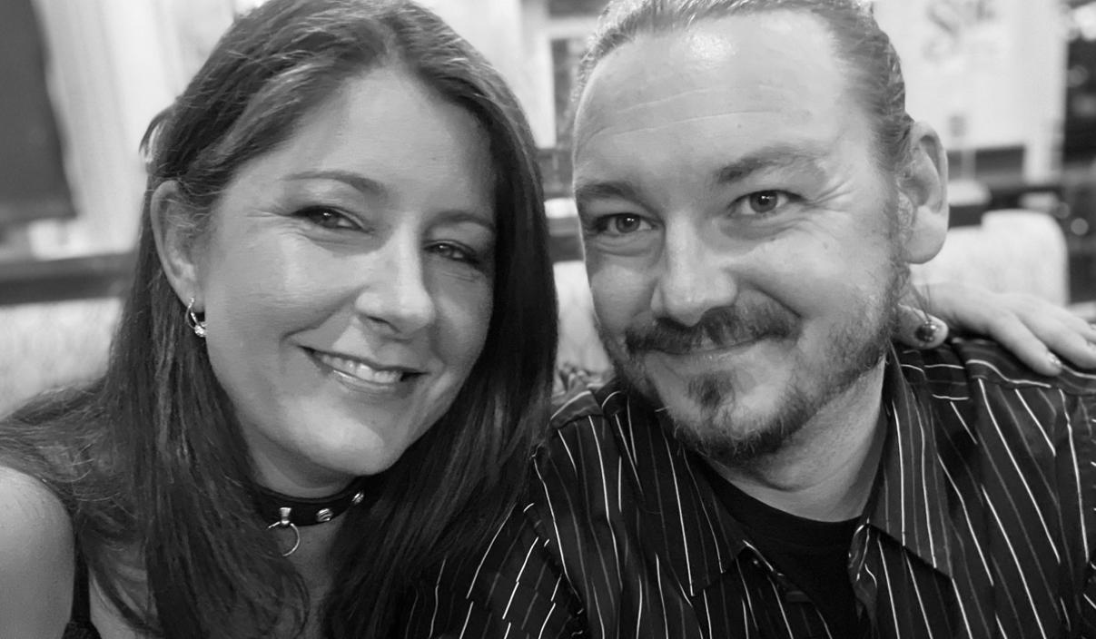 The Wedding Website of Master Fen Wolf and slave misty .