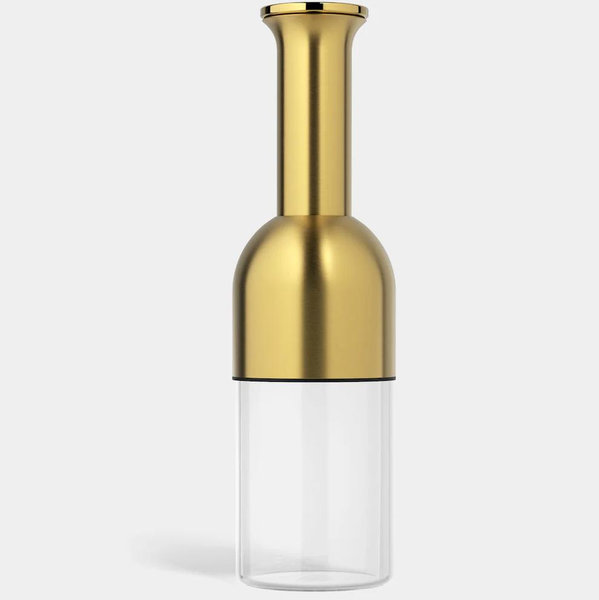 ETO 750 wine decanter: Brass satin finish