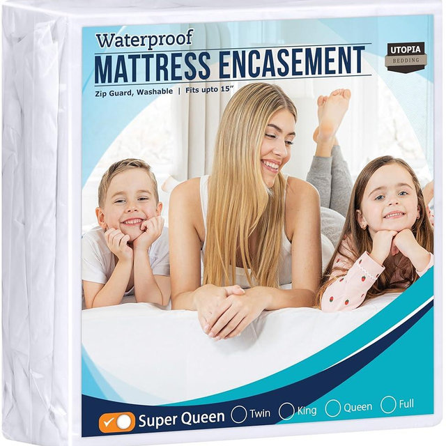 Utopia Bedding Zippered Mattress Encasement Super Queen, 100% Waterproof Bed Bug and Dust Mite Proof Mattress Protector, Absorbent Six-Sided Mattress Cover