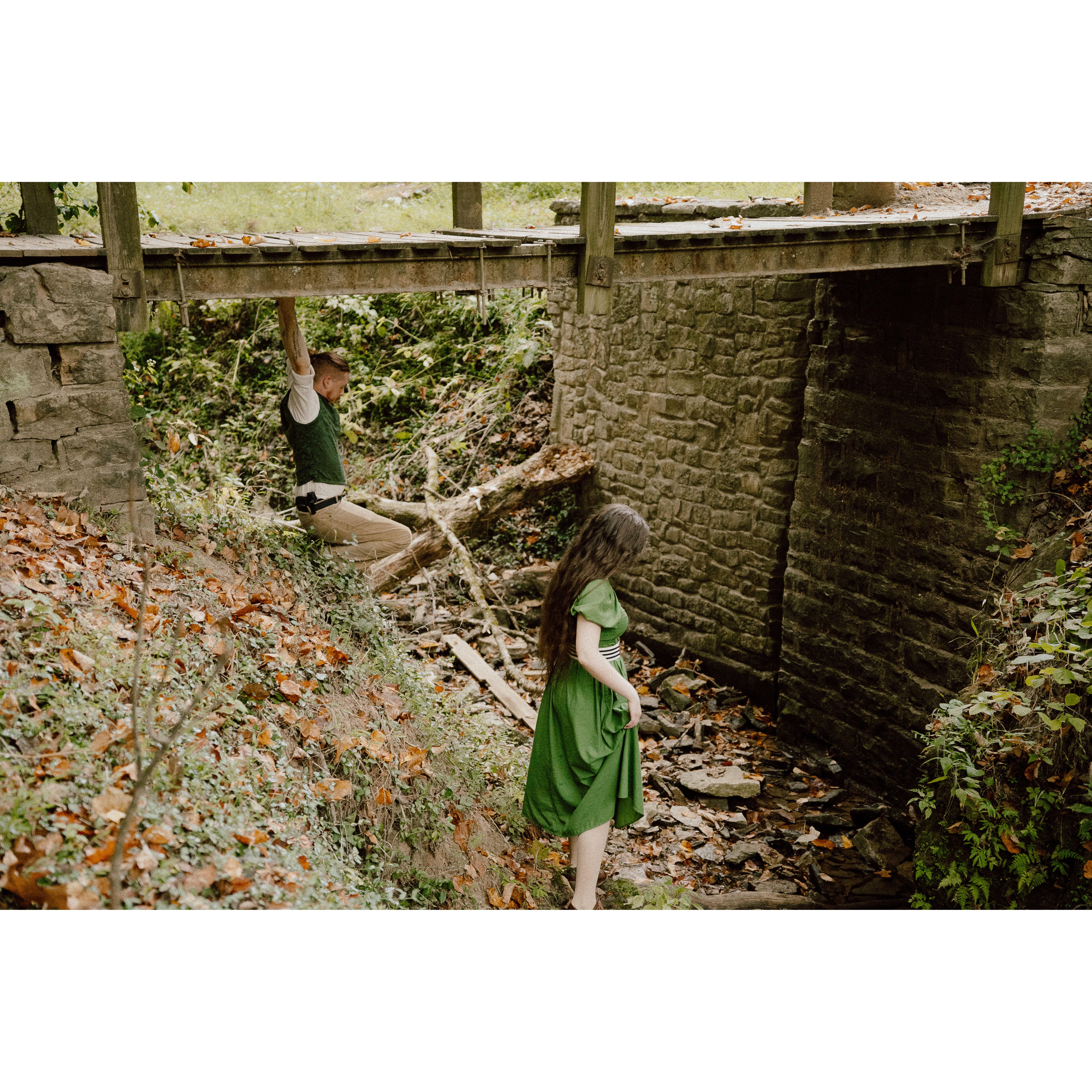 Photo Courtesy of Haley Pettit Photography || Location: Muscatatuck Park North Vernon, IN 47265