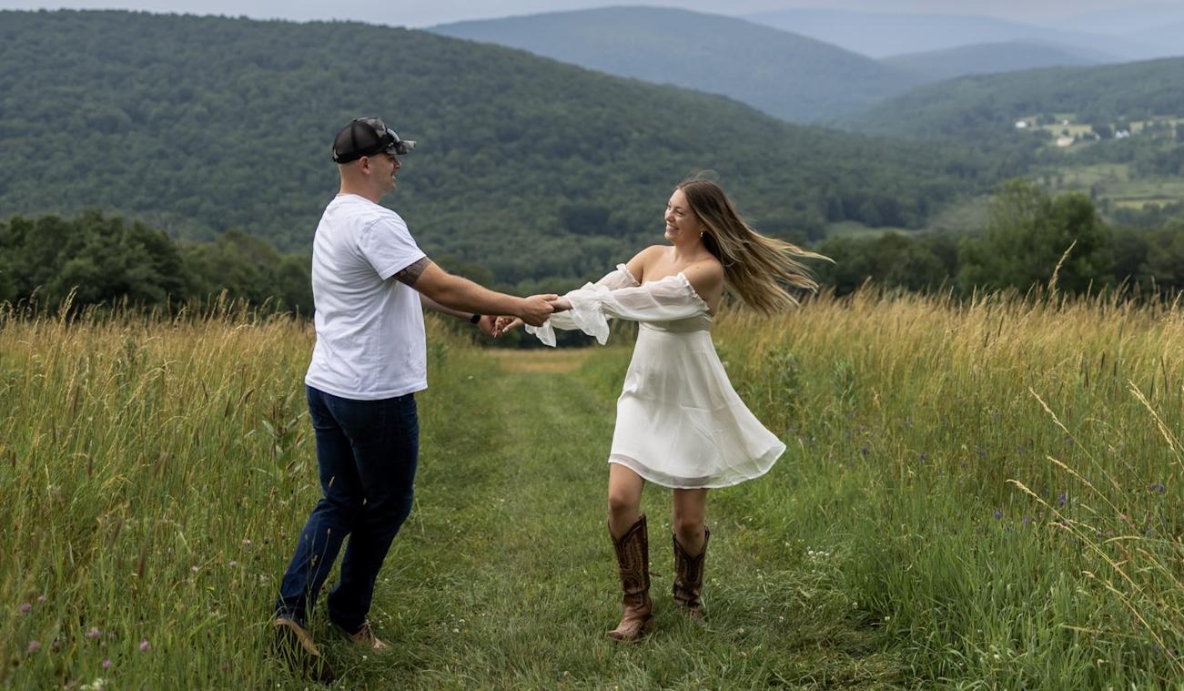 The Wedding Website of Kaelie Moon VanLoan and Matthew Cory VanValkenburg