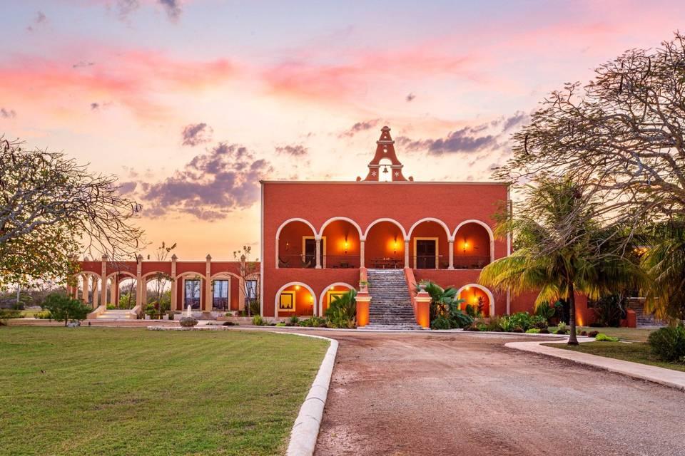 The Wedding Website of Lance Diaz and Stephani Barragan