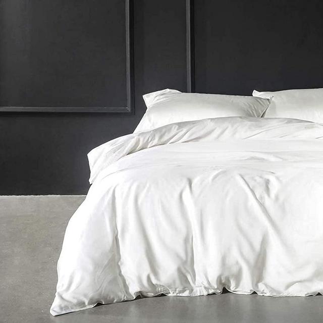 Eikei Solid Color Duvet Cover 120x98-inch Luxury Bedding Set 400 Thread Count Egyptian Cotton Long Staple Sateen Weave Breathable Silky Soft Pima Premium Quality Bed Linen (Super King, White)