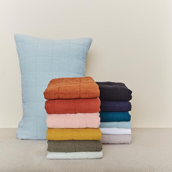 SIMPLE LINEN QUILTED SHAMS LIGHT GREY