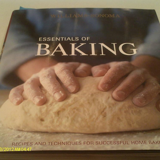 Williams-Sonoma Essentials of Baking