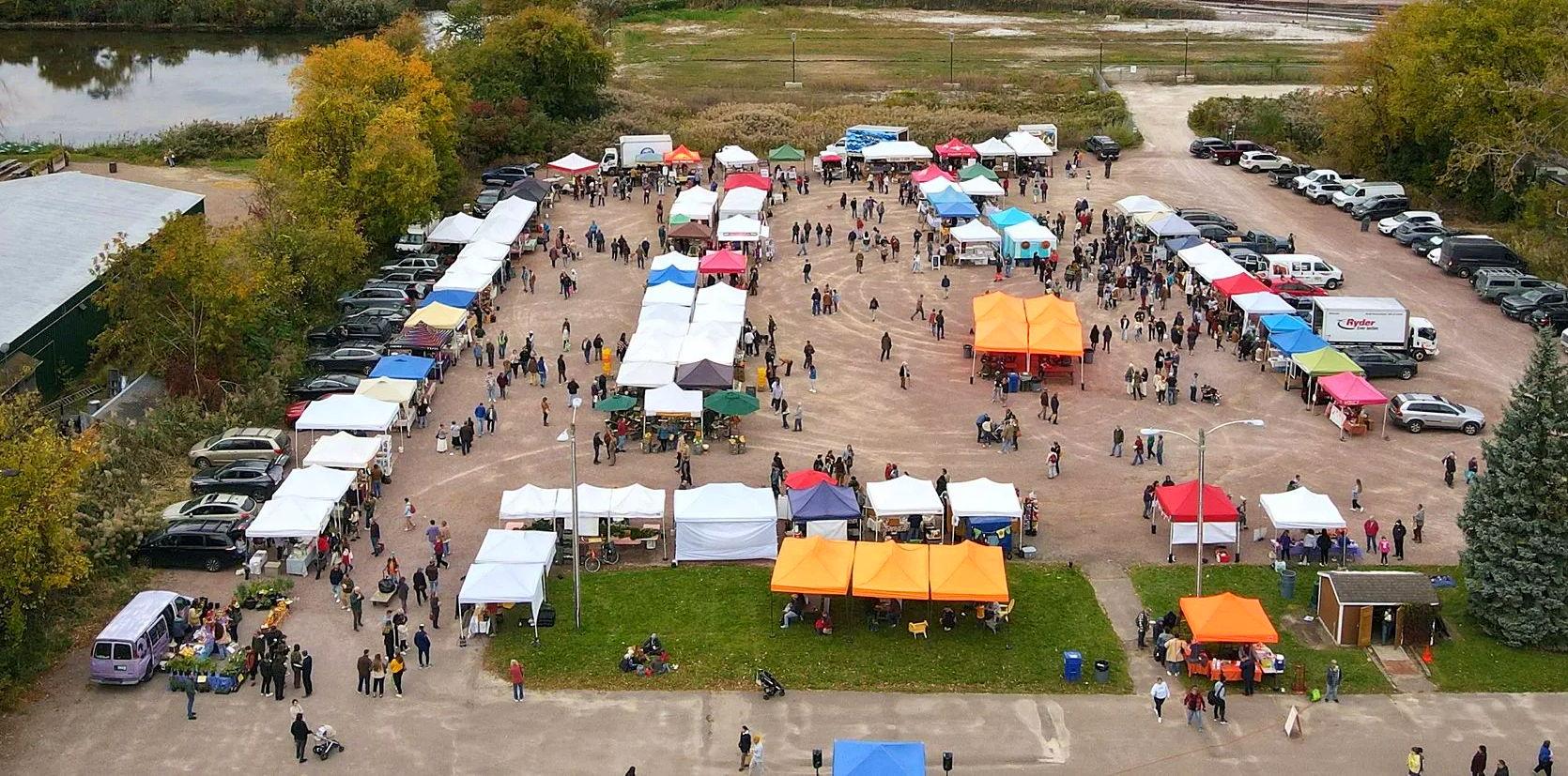 The Wedding Website of Kyna Diggs and Jeremy Berube