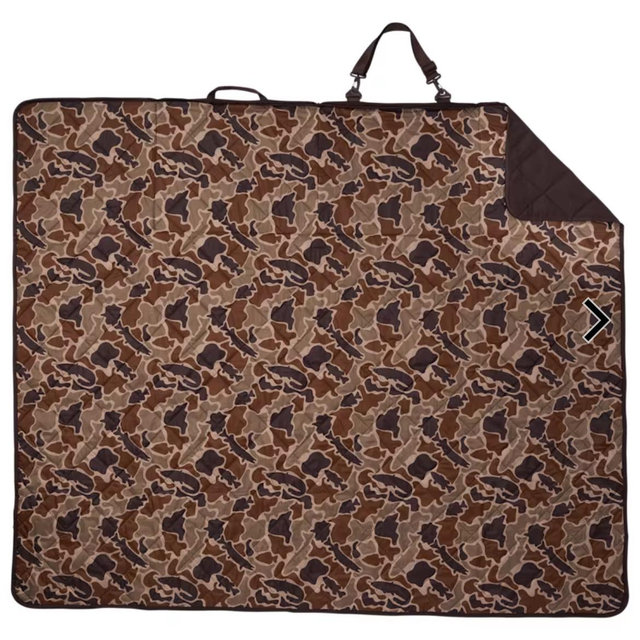 Bass Pro Shops Outdoor Throw Blanket - Brown/Camo