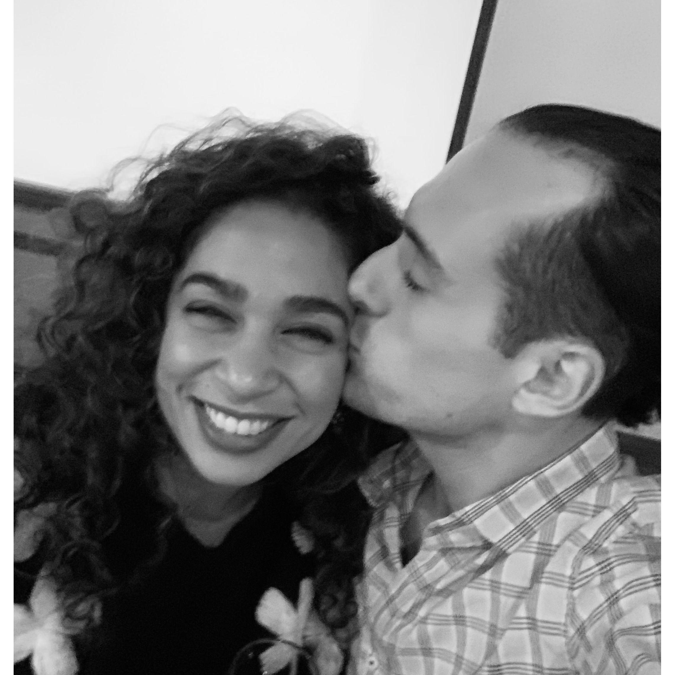 <3