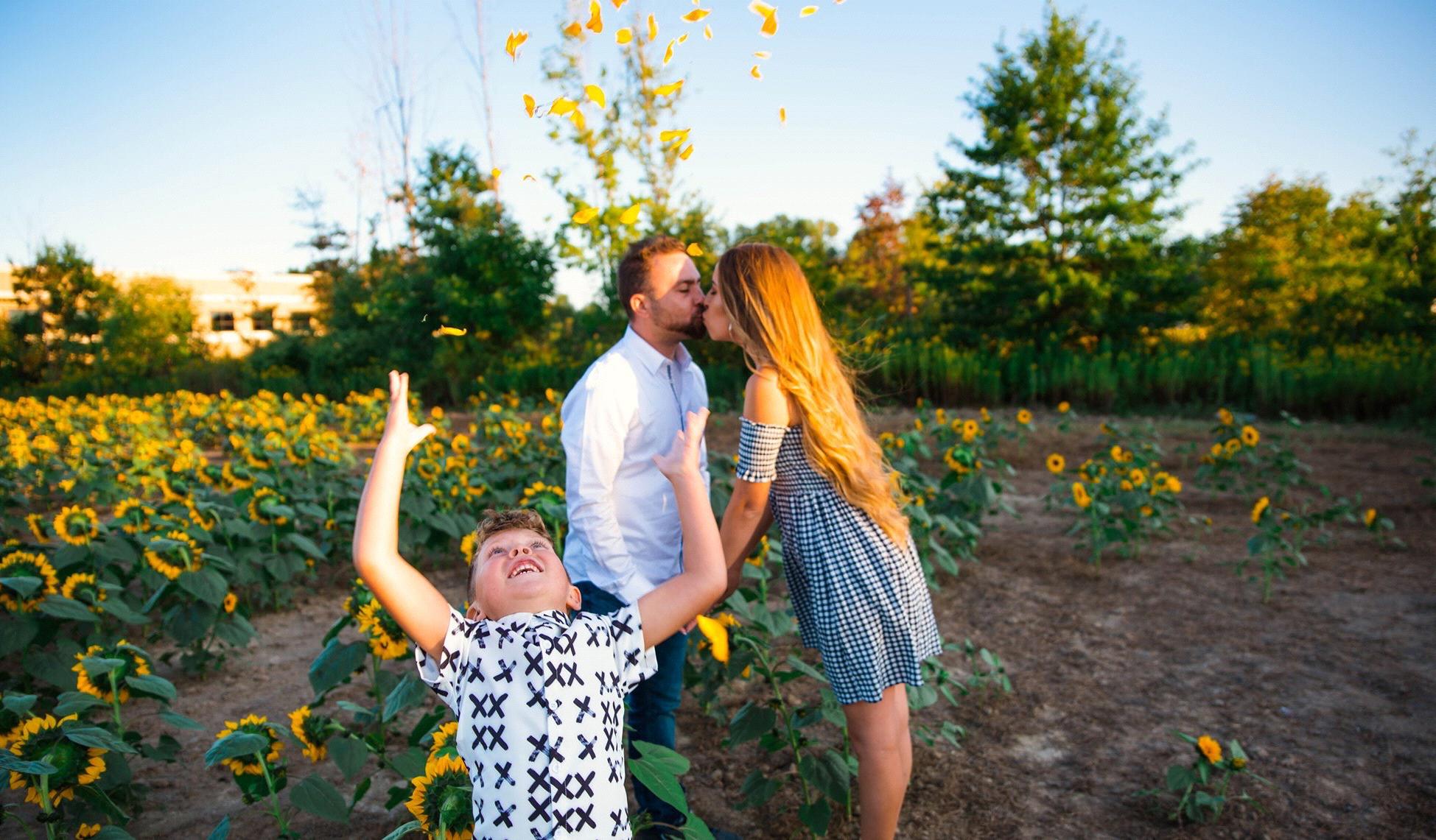 The Wedding Website of Alexandra Barbosa and Dale Smerglia Jr