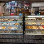 C'est La Vie French Bakery & Cafe