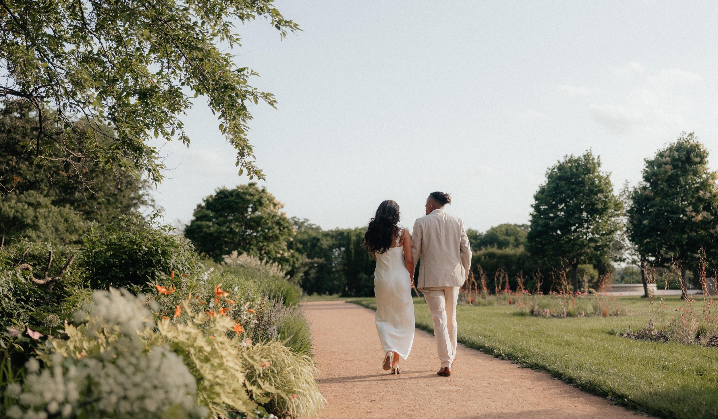 The Wedding Website of Diana Nguyen and Jabari Bullock