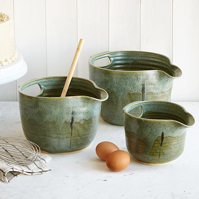 Nesting Stoneware Mixing Bowl Set