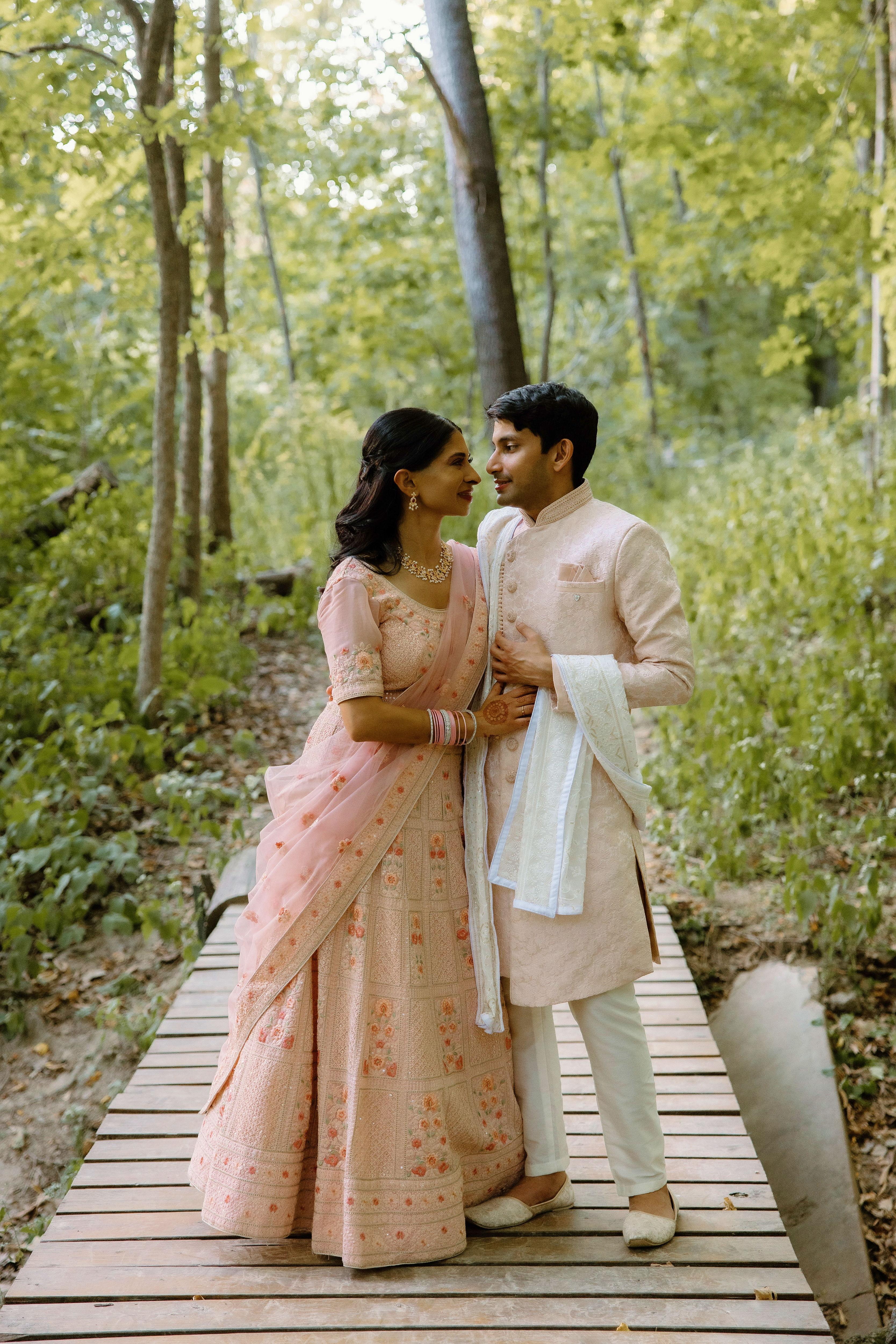The Wedding Website of Roshni Parikh and Parth Worah