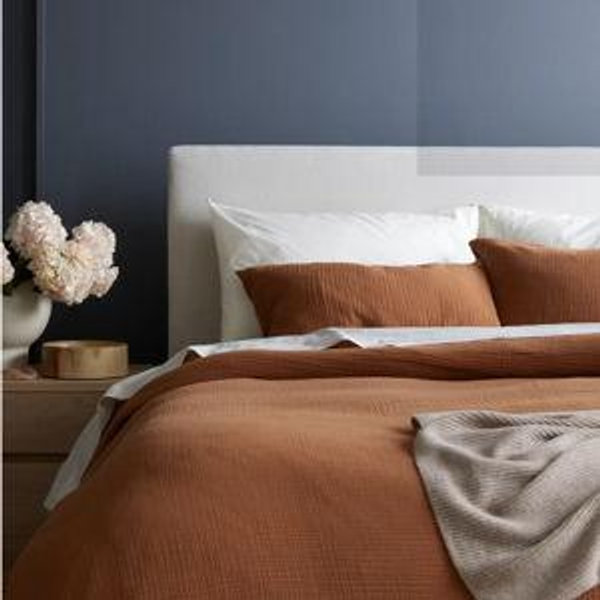 Organic Queen Airy Gauze Duvet Cover Set in Terracotta
