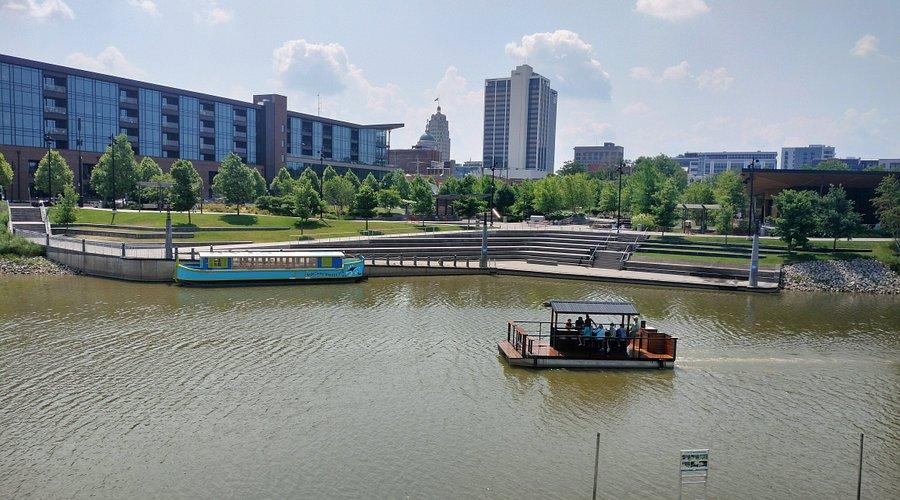 The Wedding Website of BINIYAM BEGNA and MYA MAXWELL