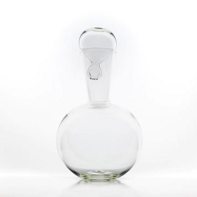 Livia Carafe