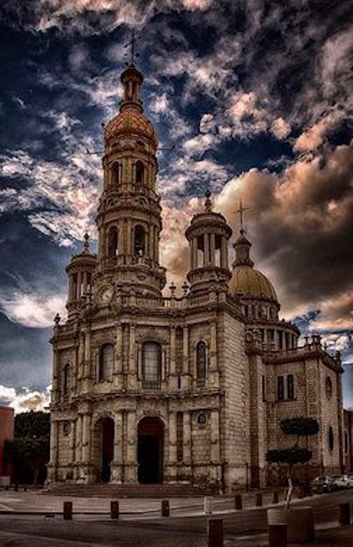 The Wedding Website of Alejandra Oropeza and Marco Sandoval