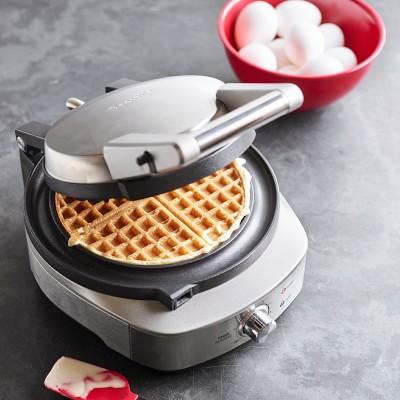 Breville No-Mess Classic Round Waffle Maker