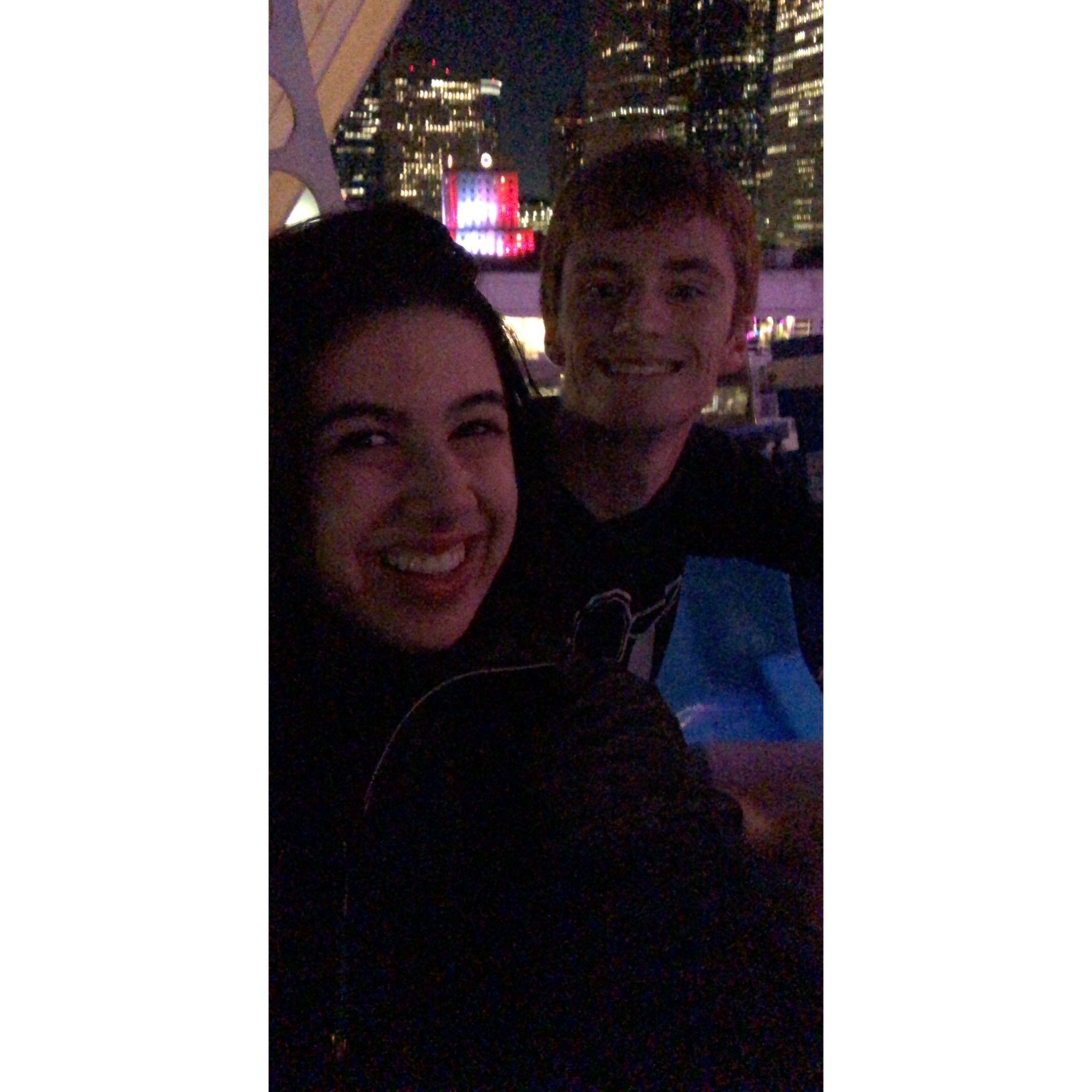 (March 2020) An early date on a Ferris wheel at the Houston Aquarium ๐ก