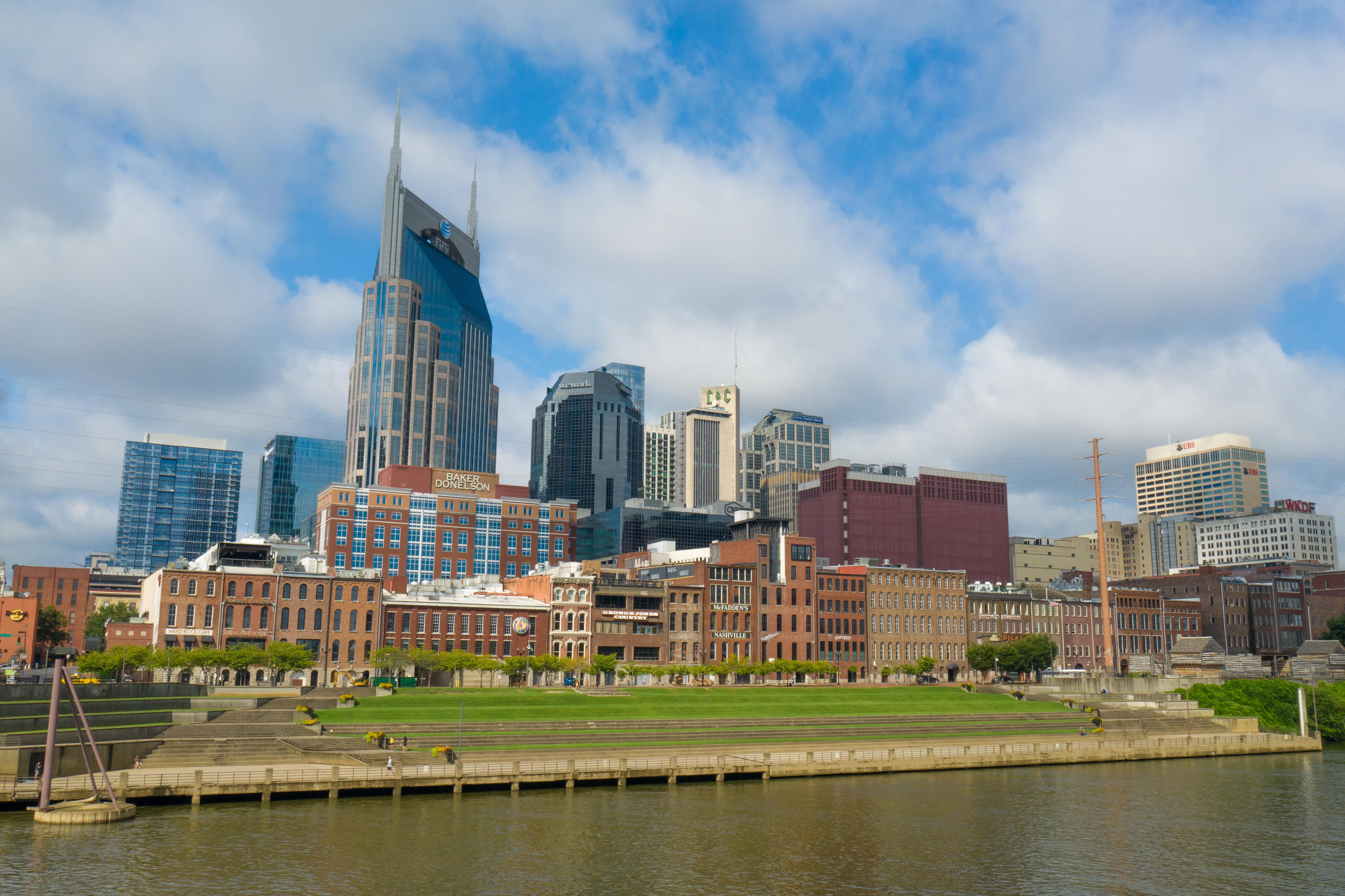 The Wedding Website of Kate Thornton and Justin Fine