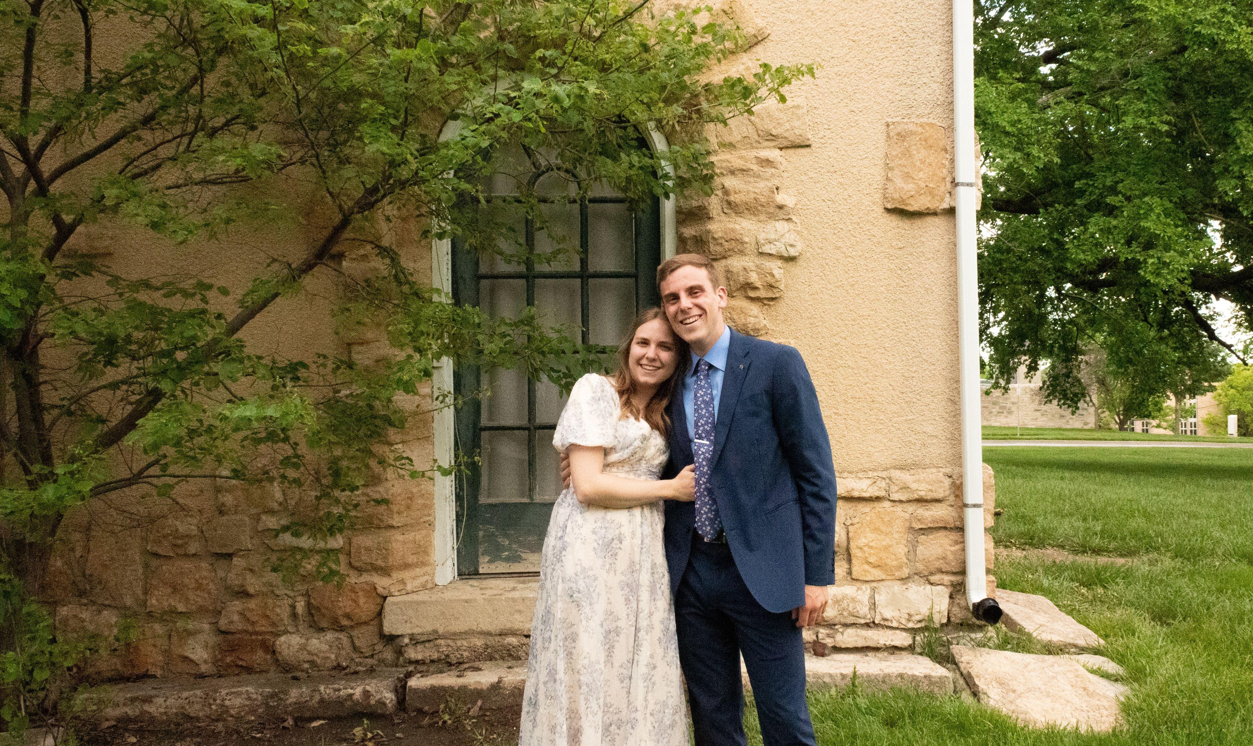 The Wedding Website of Emma Milburn and Matthew Griesemer