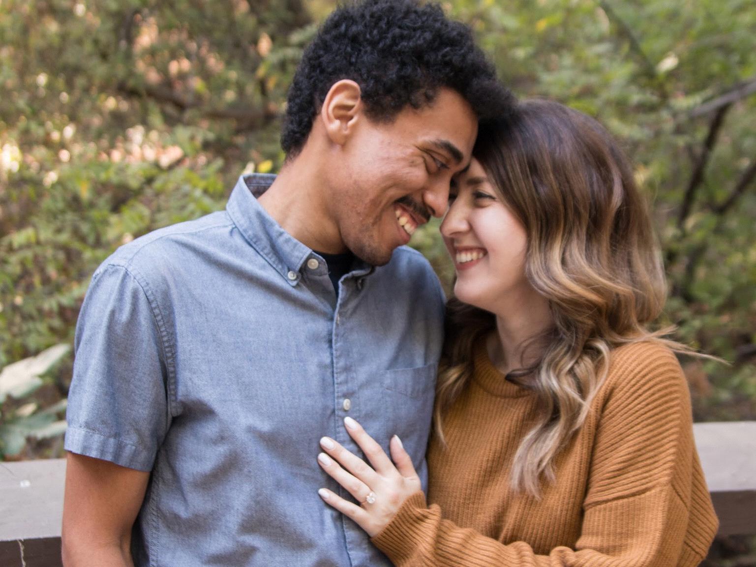 The Wedding Website of Julie Edgington and Dominick Weaver