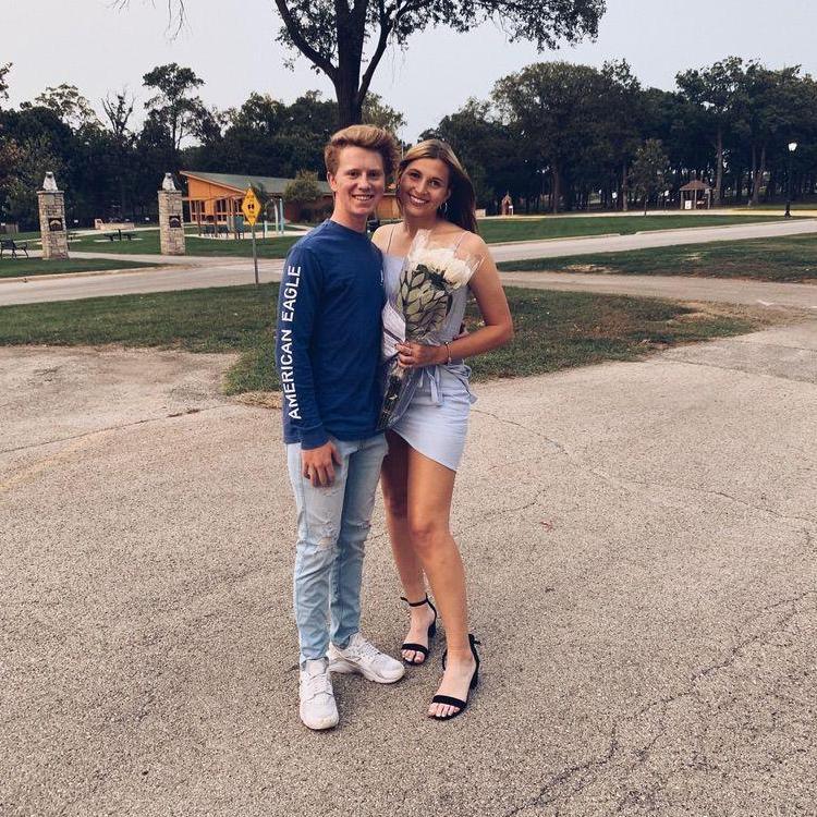 2020: ryan asked zoe to homecoming