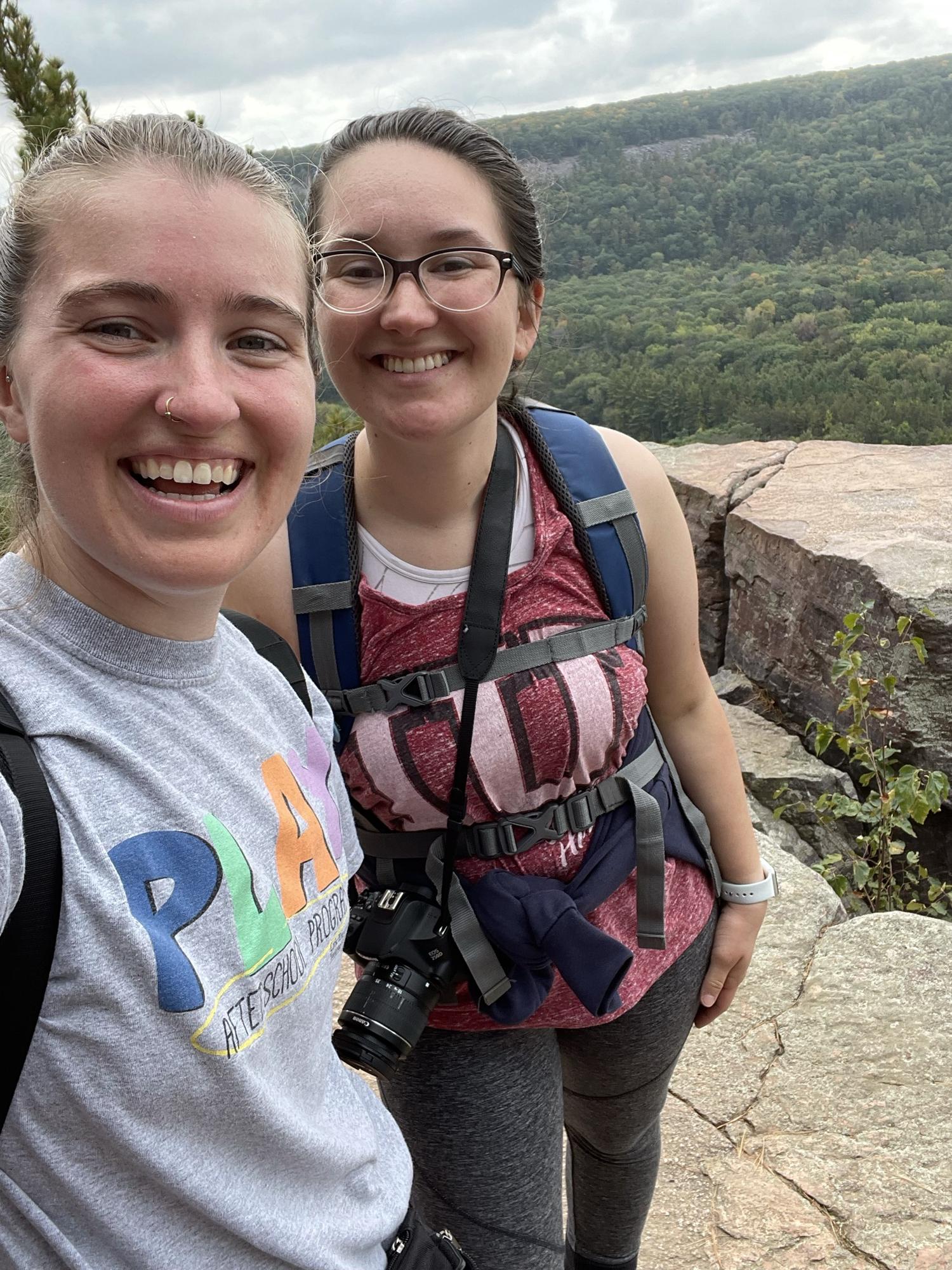 Hiking Devil’s Lake