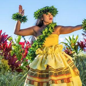 Lūʻau Dinner & Show in Maui